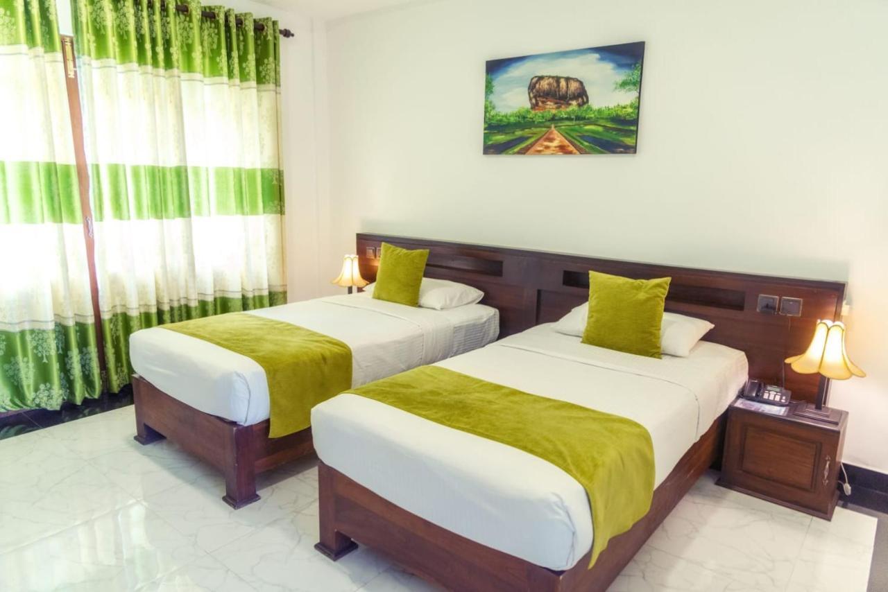 Hotel Golden Ray, Dambulla Dış mekan fotoğraf